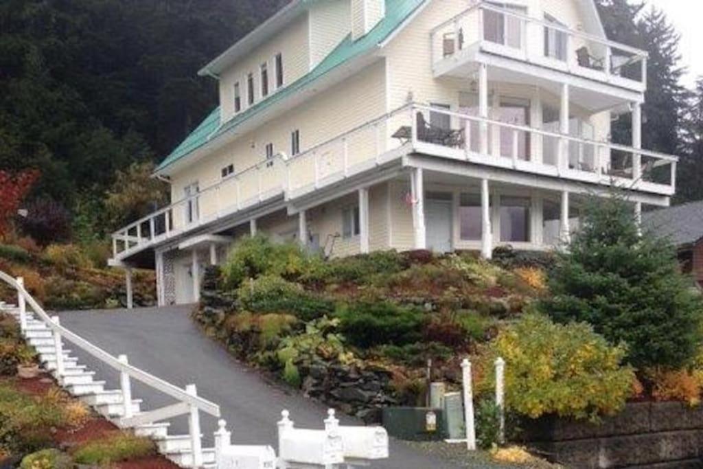 Kelli Creek Cottage - Reduced Price On Tours Juneau Bilik gambar