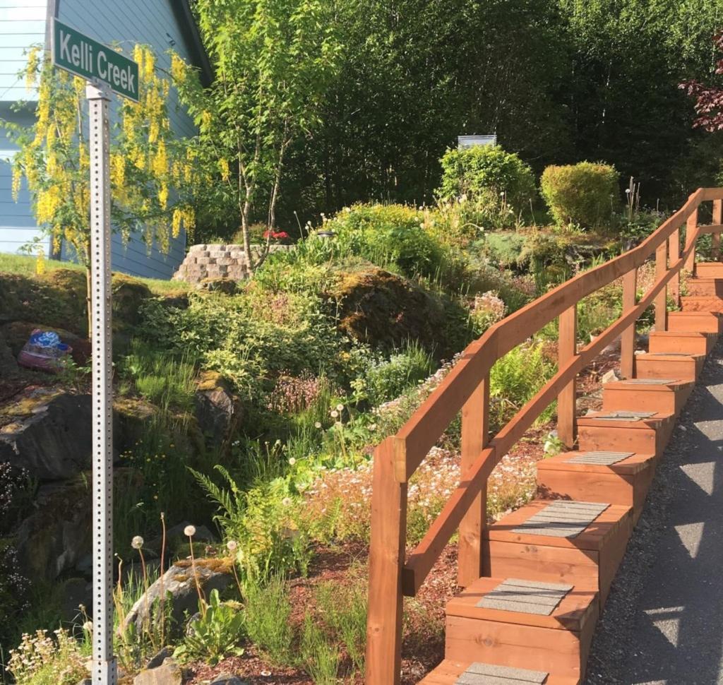 Kelli Creek Cottage - Reduced Price On Tours Juneau Luaran gambar