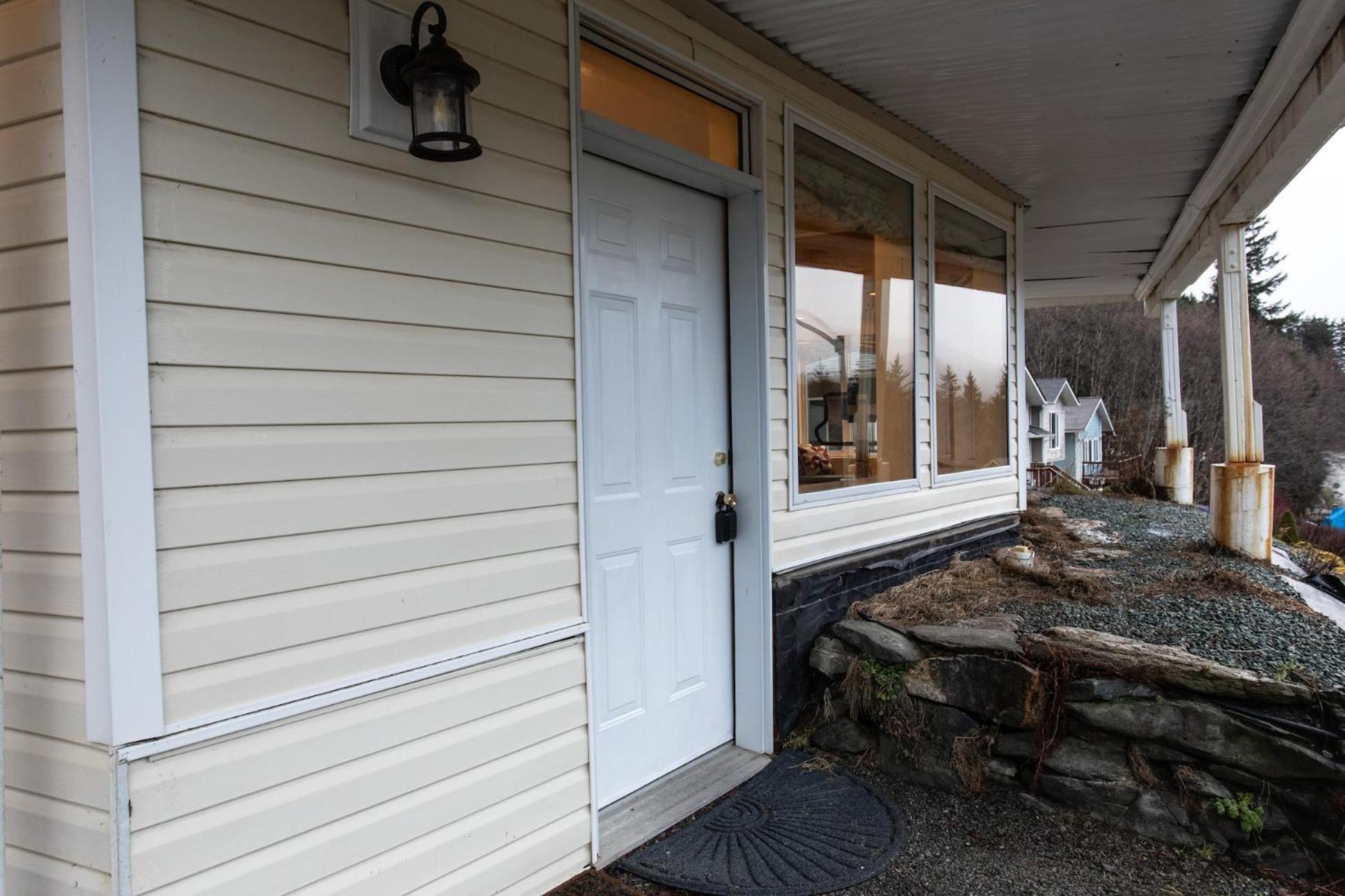 Kelli Creek Cottage - Reduced Price On Tours Juneau Luaran gambar